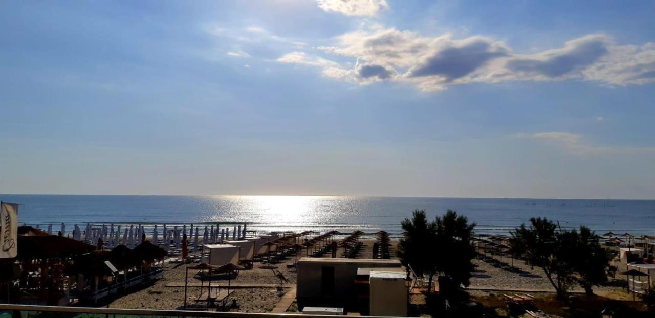 Апартаменты Royal Sea View Design Promenada 3 Нэводари Экстерьер фото